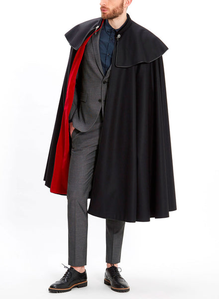 1901 Cloak Black & Red | Seseña Capes