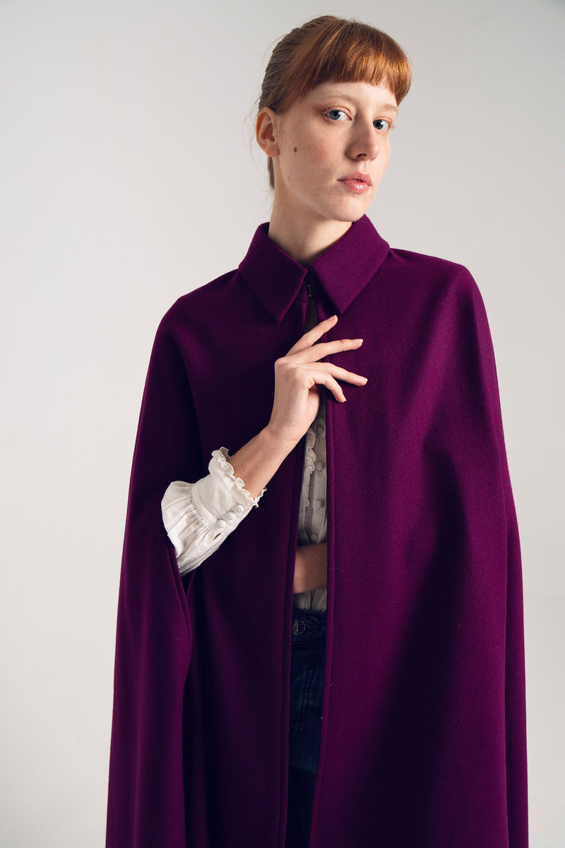 VICTORIA CAPE PURPLE