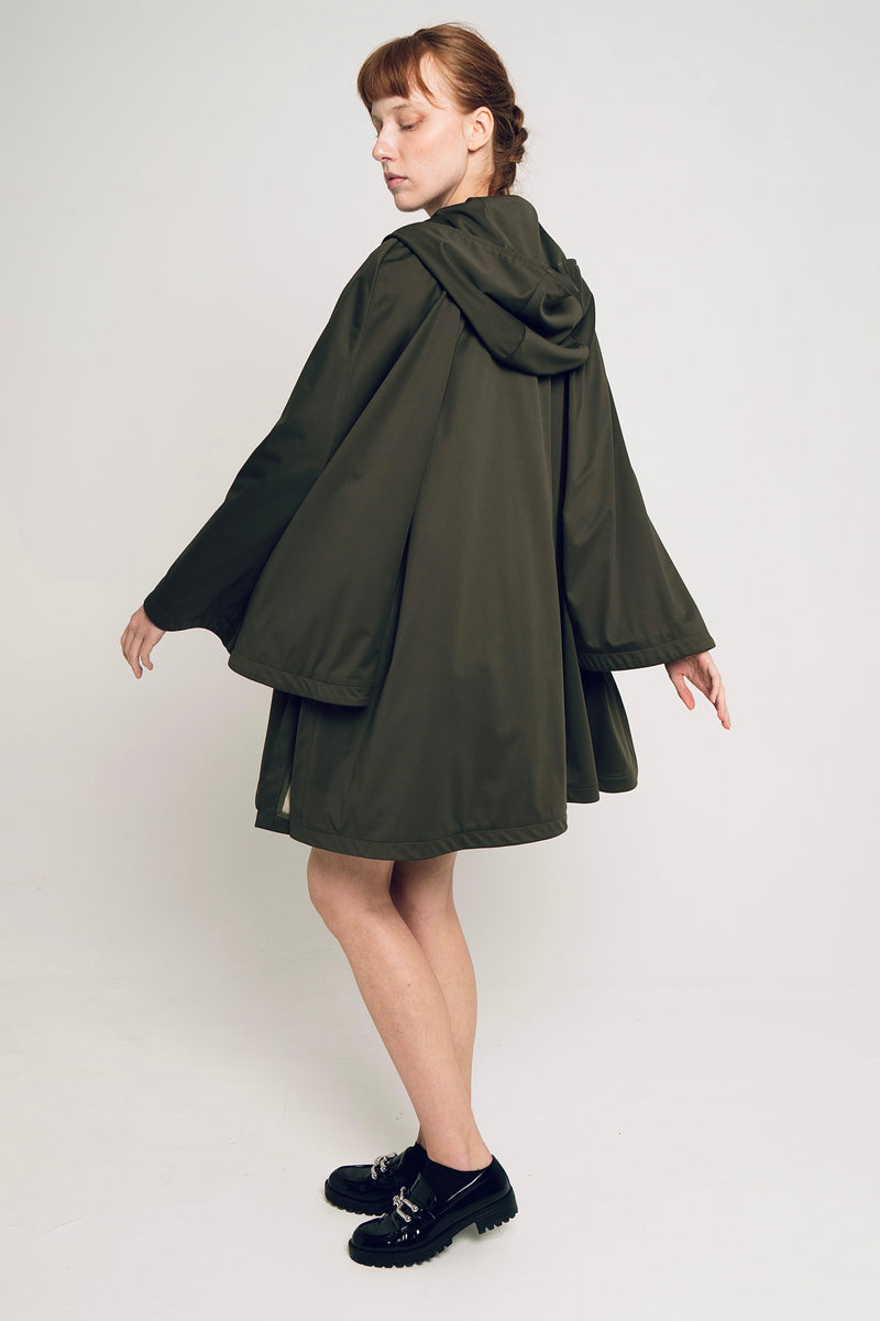 MANTIS WATERPROOF CAPE GREEN