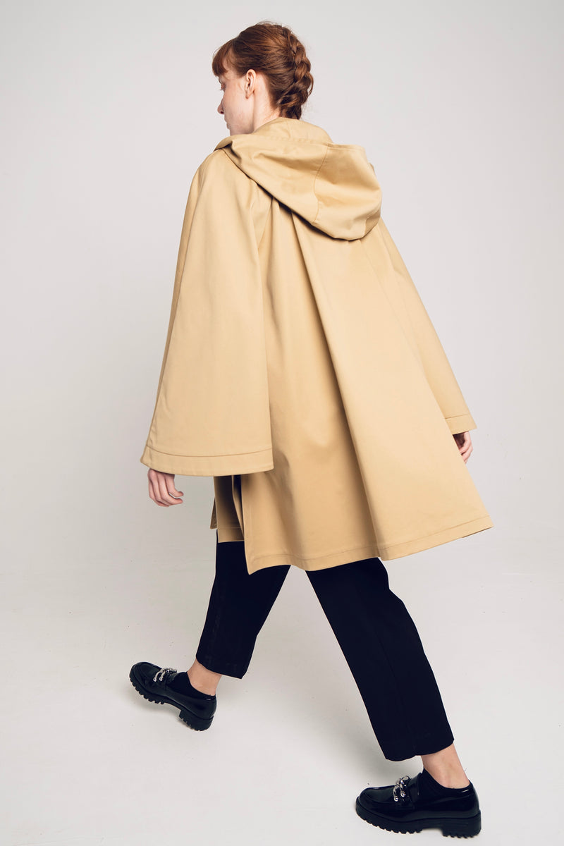 MANTIS TRENCH CAPE CAMEL