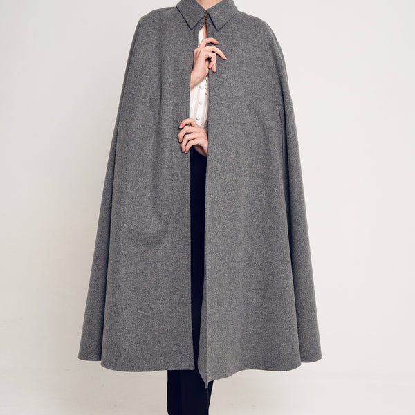 VICTORIA CAPE GREY