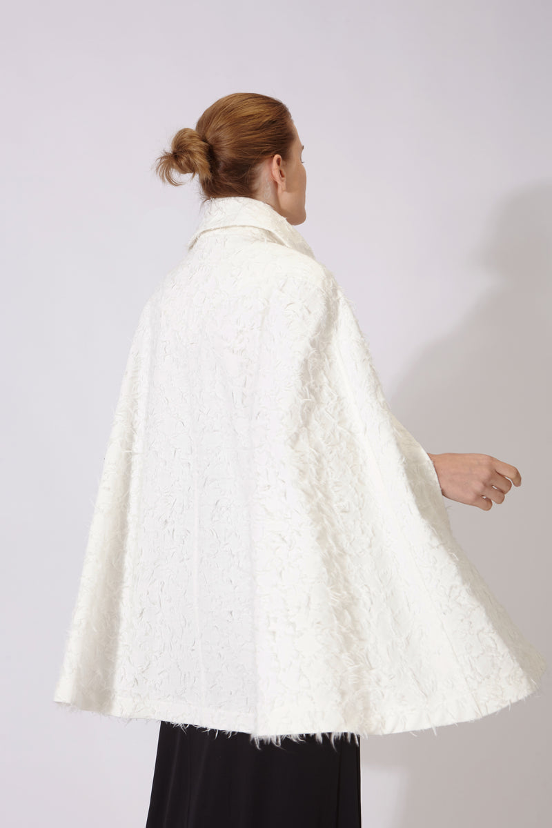 MONROE CAPE WHITE DENIM