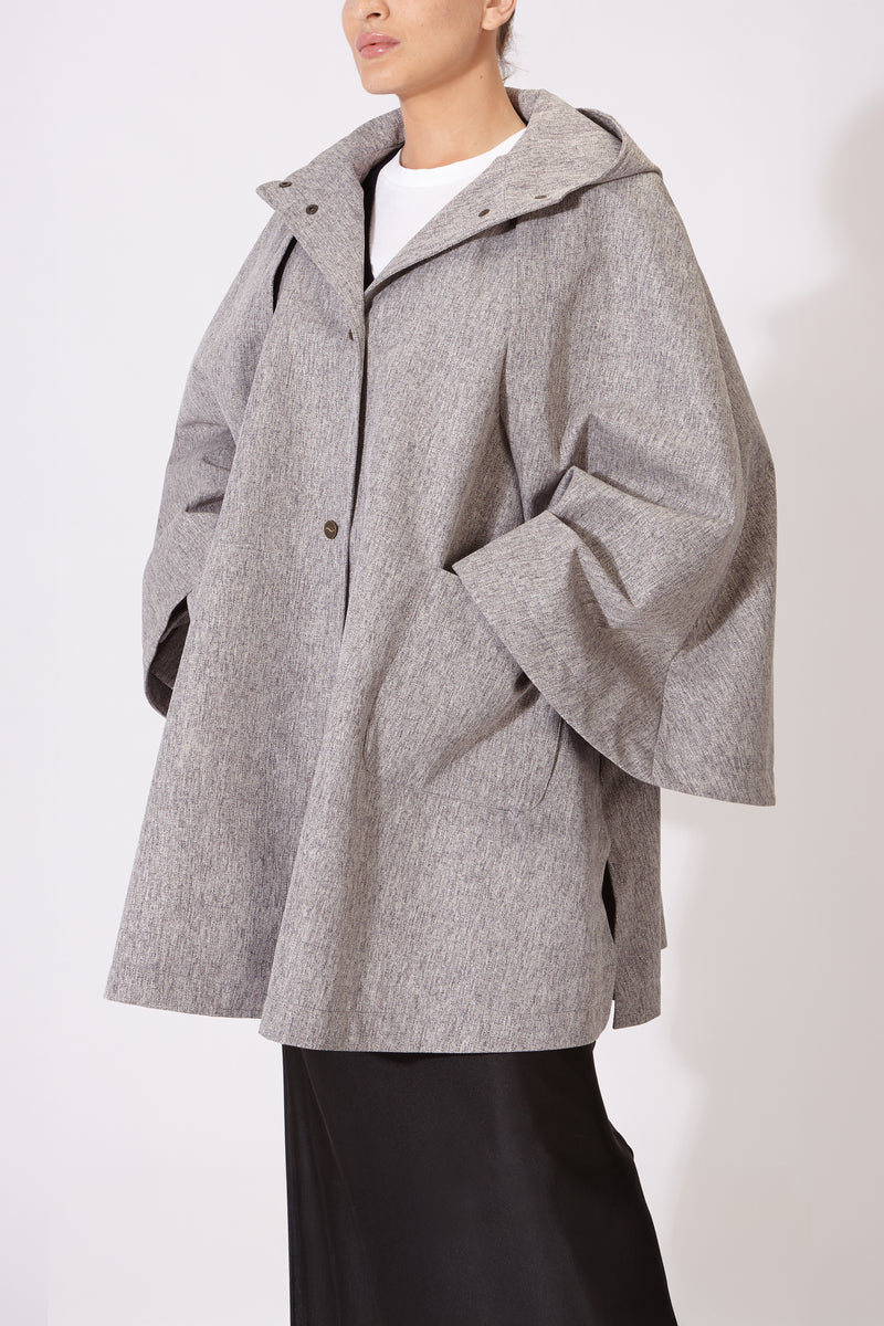 CAPA MANTIS IMPERMEABLE GRIS CLARO