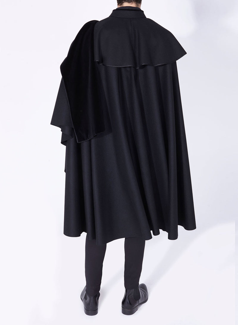 1901 CLOAK BLACK