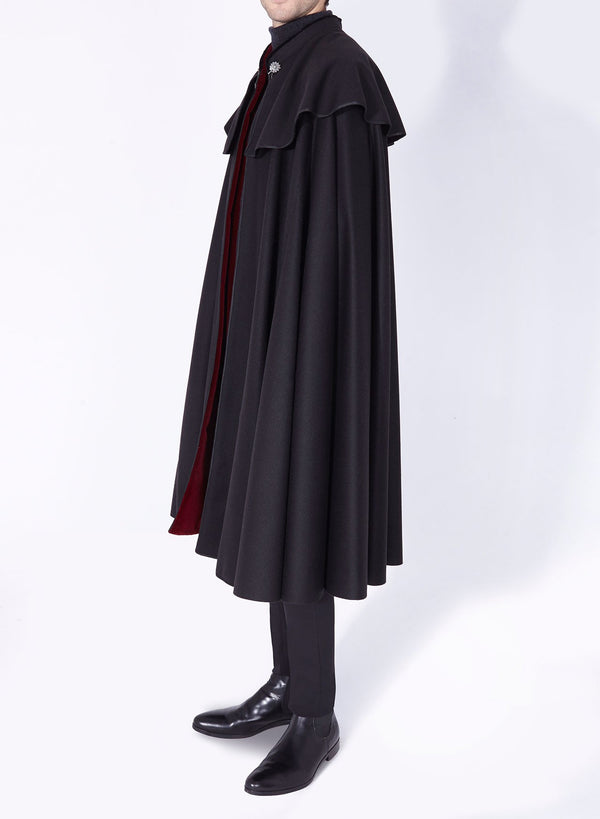 1901 CLOAK BLACK-BURGUNDY