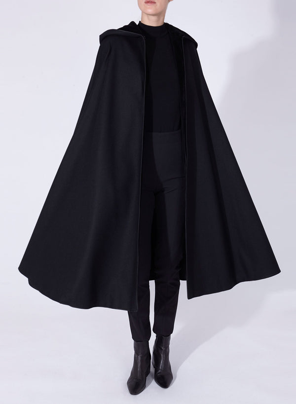 NICOLE CAPE black