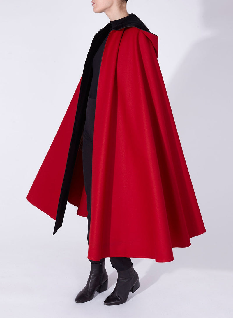 NICOLE CAPE red