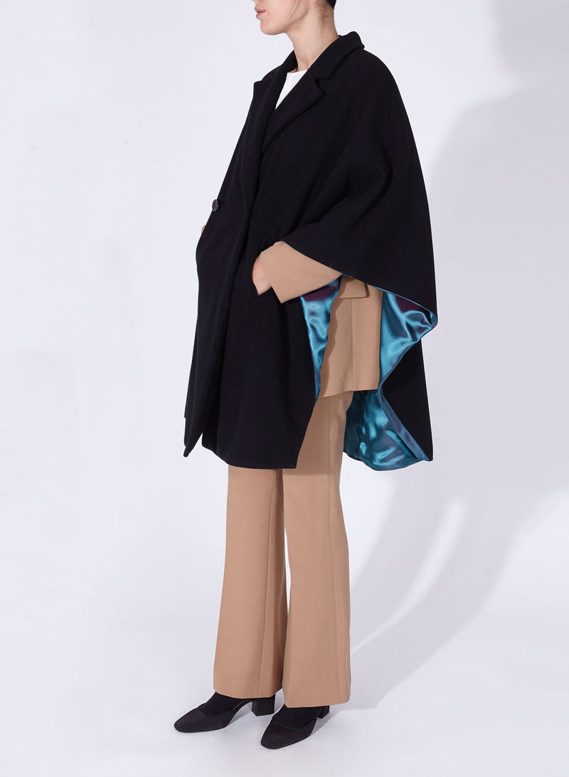 GRETA CAPE Black