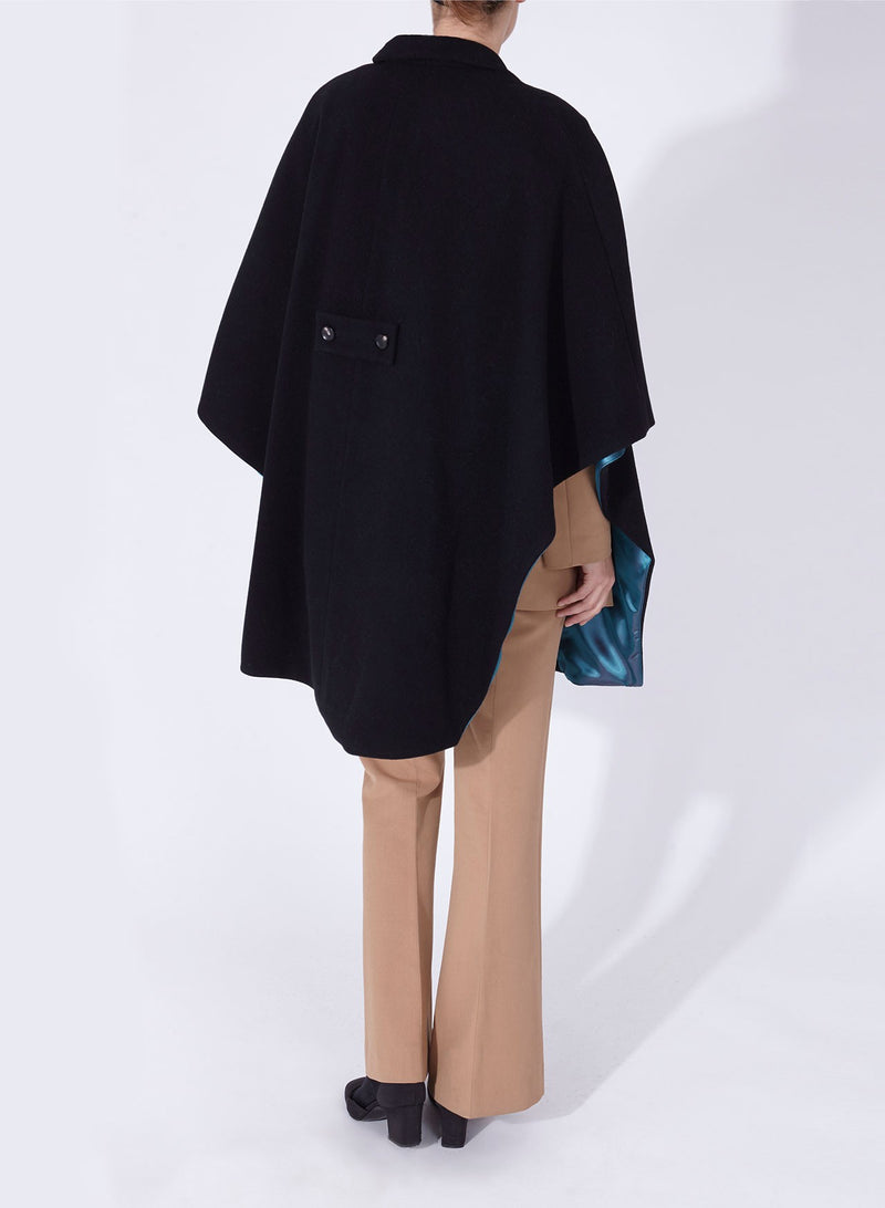 GRETA CAPE Black