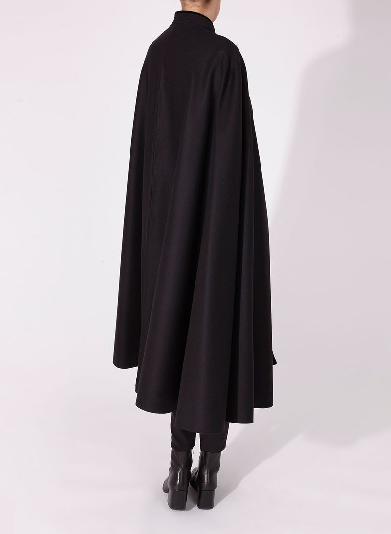 VICTORIA CAPE Mao collar - Black