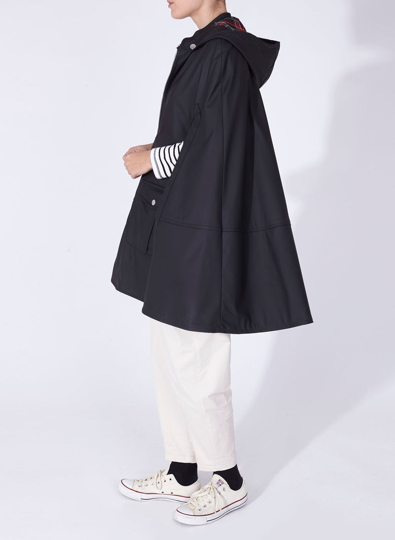 BIZKAIA UNISEX CAPA NEGRA